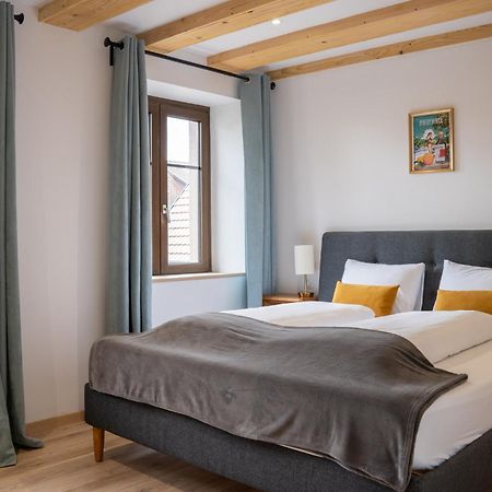 Chambre Pin Up Wings Eguisheim Dış mekan fotoğraf
