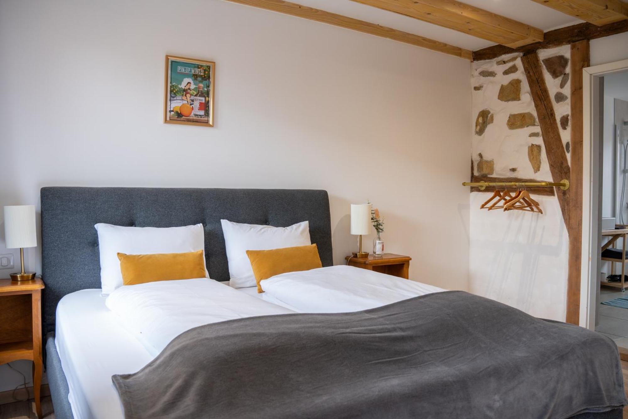 Chambre Pin Up Wings Eguisheim Dış mekan fotoğraf